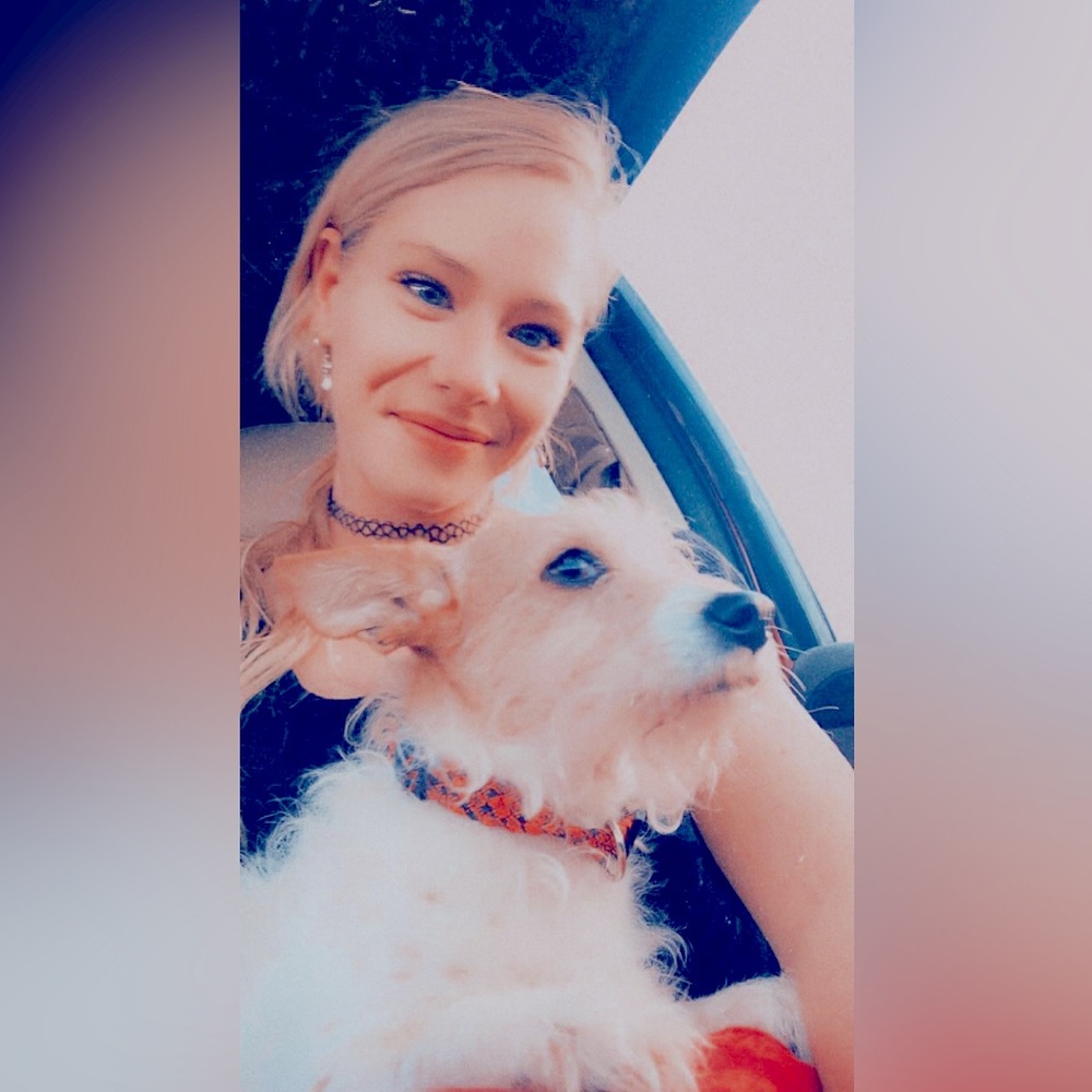 Meet your Posher, Brittney